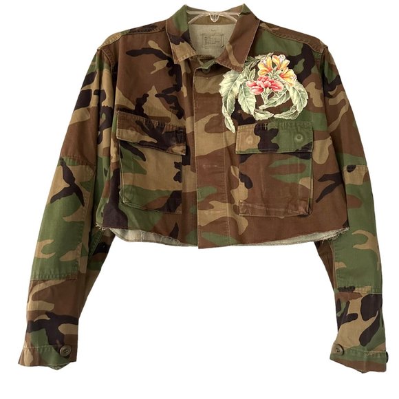 Custom Oversized Camo Jacket Floral Applique Unisex S Vintage Handmade Crop Art - Picture 3 of 10